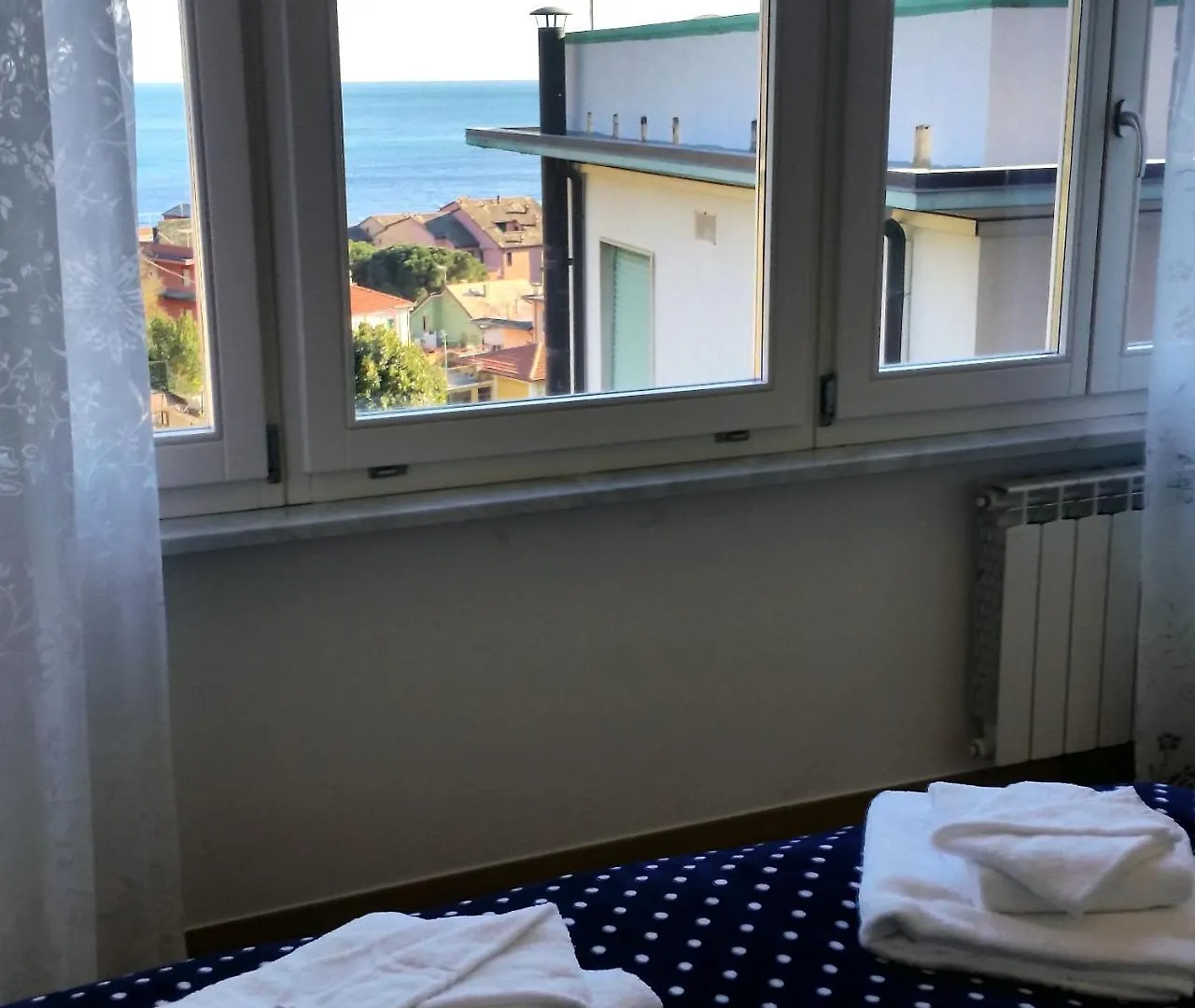 Stunning Seaview Apartment Monterosso al Mare